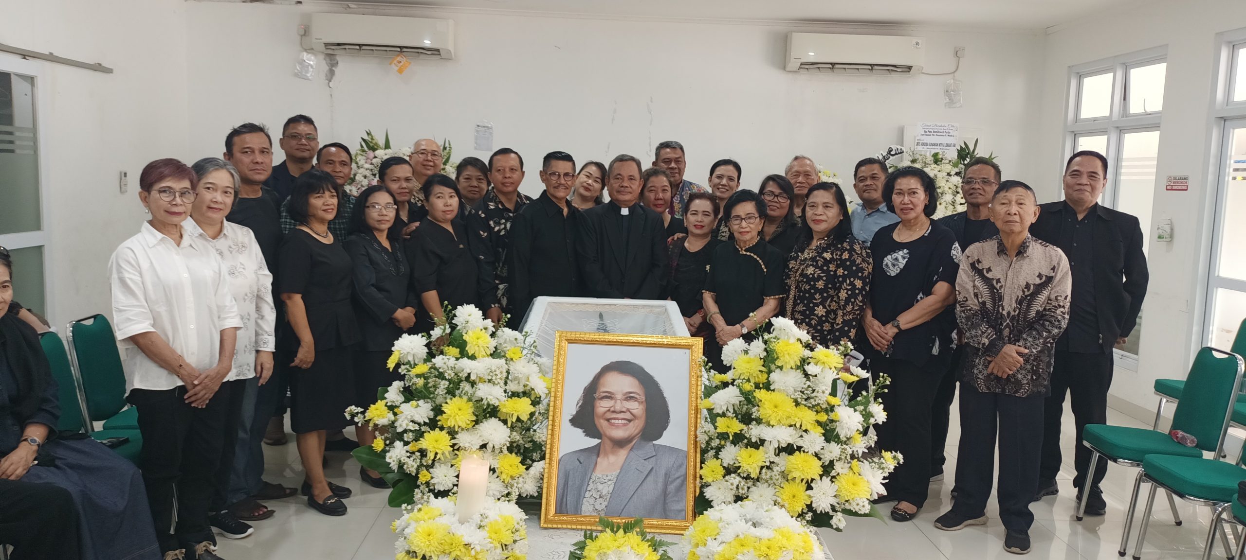 Perwil GBI Jakarta Timur menggelar Ibadah Penghiburan